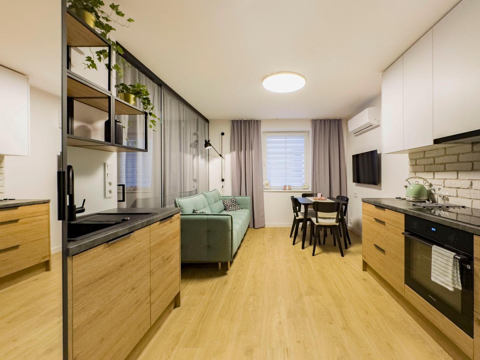 One-Bedroom Apartment